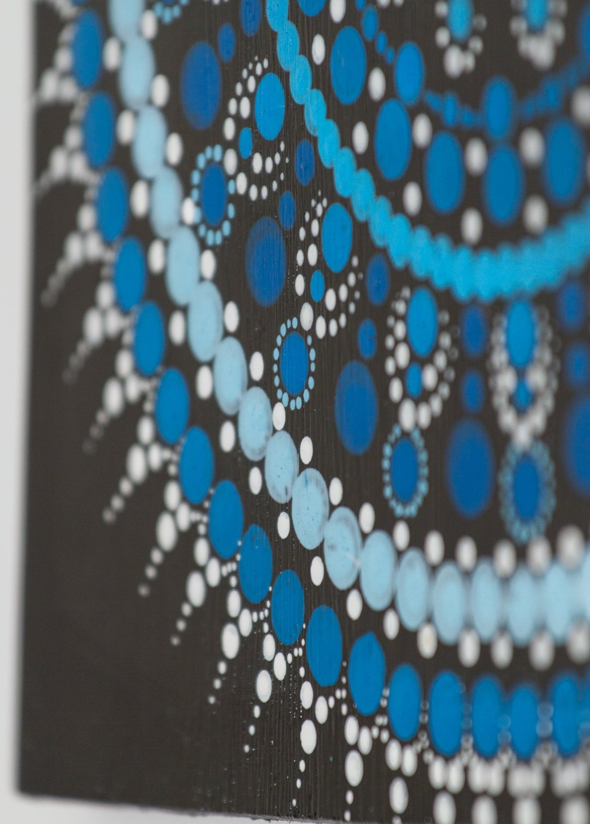 Blue white black meditation tool dot mandala 